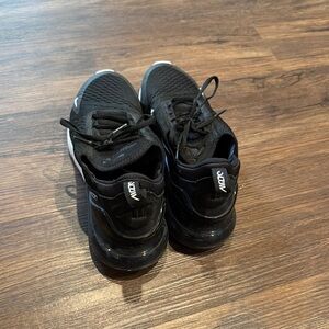 Nike Black Minimalist Sneakers